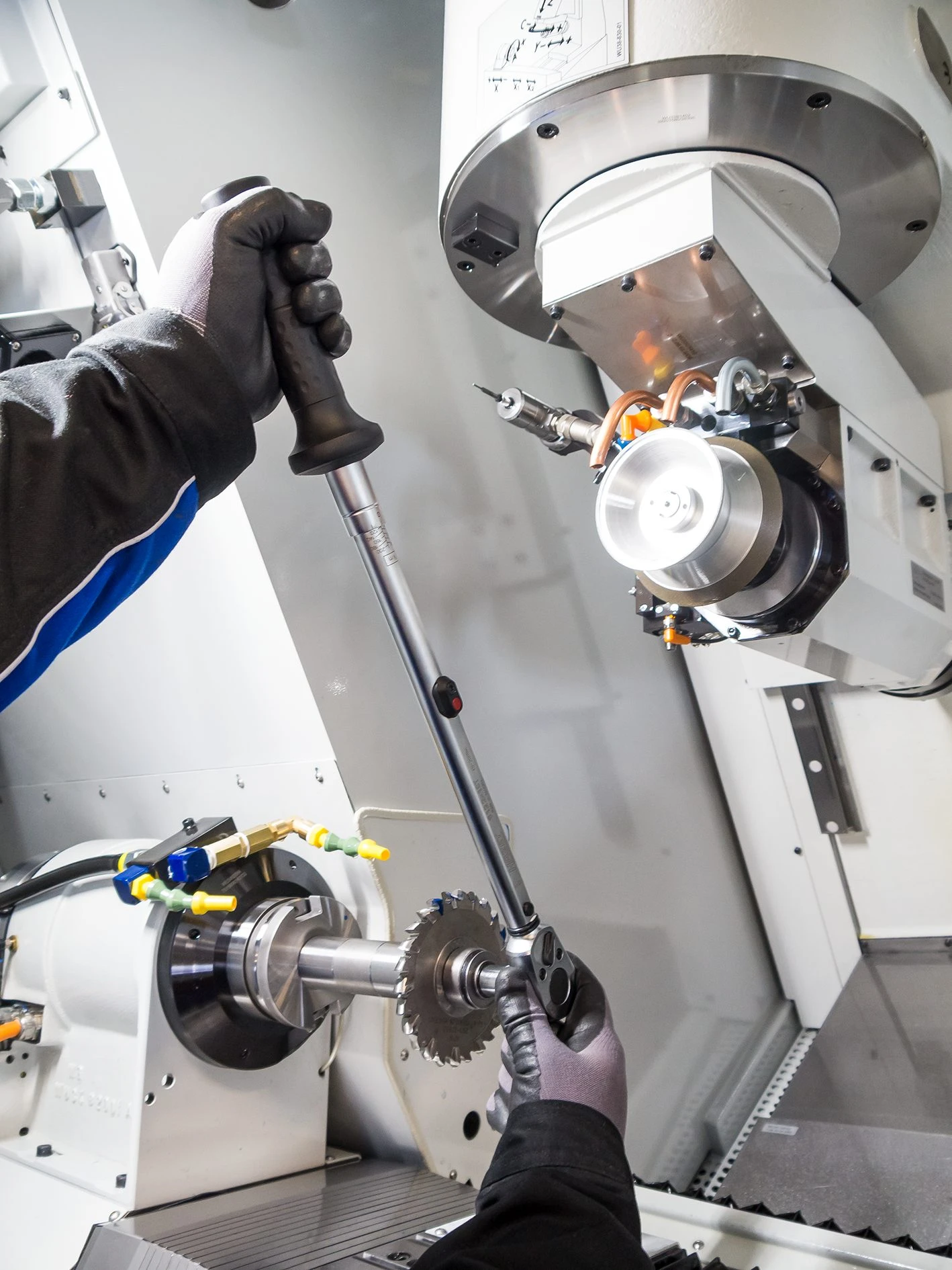 HAZET Drehmomentschlüssel 40-200 Nm 2% Vierkant Massiv 12,5mm 1/2 Zoll 6122-1CT 12 HAZET Drehmomentschlüssel 40-200 Nm 2% Vierkant Massiv 12,5mm 1/2 Zoll 6122-1CT – Bild 10