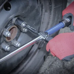 BGS DIY Kreuz- / Drehmomentschlüssel | Abtrieb Außenvierkant 12,5 Mm (1/2") | 70 - 170 Nm – 6835 20 BGS DIY Kreuz- / Drehmomentschlüssel | Abtrieb Außenvierkant 12,5 Mm (1/2") | 70 - 170 Nm – 6835 -Günstiges Fix Geheim Geschäft 6835 006