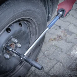 BGS DIY Kreuz- / Drehmomentschlüssel | Abtrieb Außenvierkant 12,5 Mm (1/2") | 70 - 170 Nm – 6835 22 BGS DIY Kreuz- / Drehmomentschlüssel | Abtrieb Außenvierkant 12,5 Mm (1/2") | 70 - 170 Nm – 6835 -Günstiges Fix Geheim Geschäft 6835 008